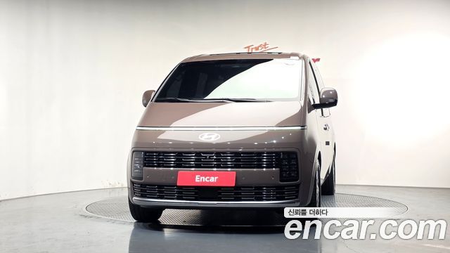 Hyundai Staria 2026 — photo 3