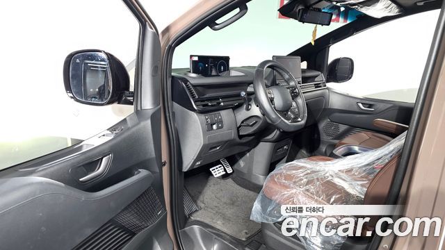 Hyundai Staria 2026 — photo 10