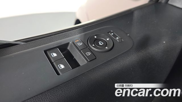 Hyundai Staria 2026 — photo 14