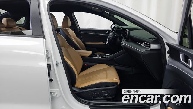 Kia K5 2021 — photo 11