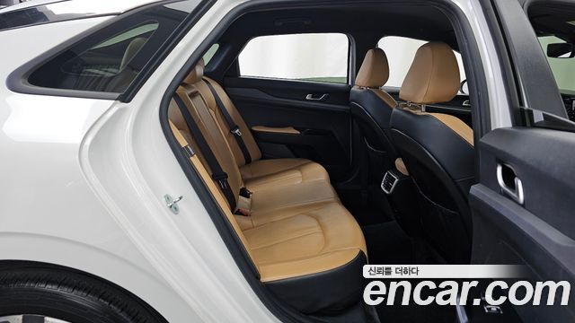 Kia K5 2021 — photo 12