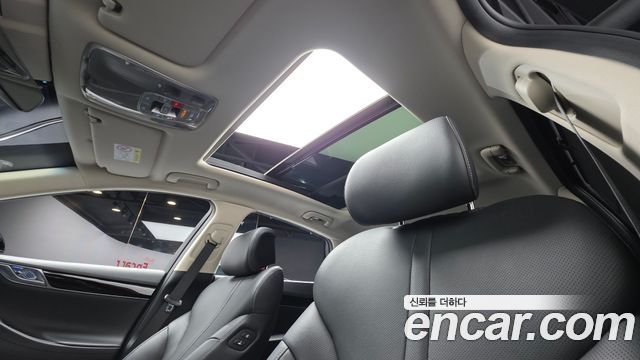Genesis G80 2024 — photo 12