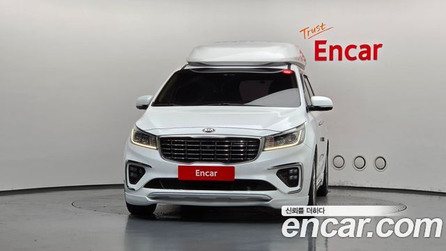 Kia Canival 2019 — photo 3
