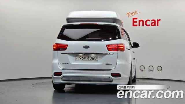Kia Canival 2019 — photo 4
