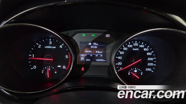 Kia Canival 2019 — photo 11