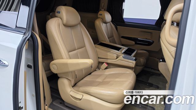 Kia Canival 2019 — photo 17