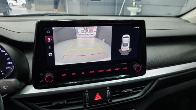 Kia K3 2022 — photo 17