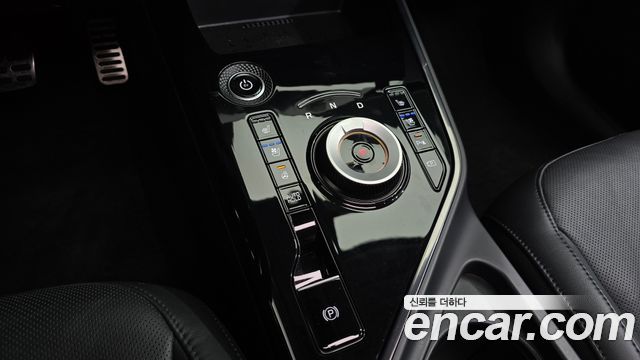 Kia Niro 2023 — photo 12