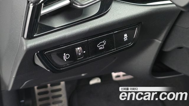 Kia Niro 2023 — photo 29
