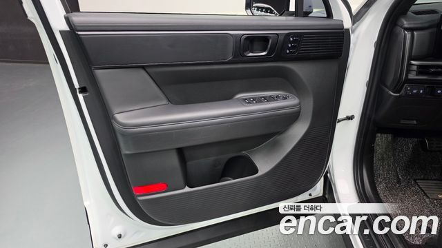 Hyundai Santafe 2025 — photo 14