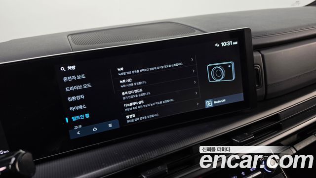 Hyundai Santafe 2025 — photo 32