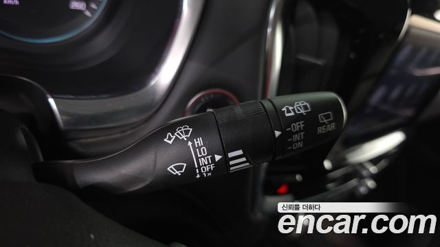 Chevrolet Korea Traverse 2021 — photo 27