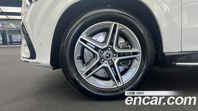 Mercedes-Benz GLE-Class 2026 — photo 5