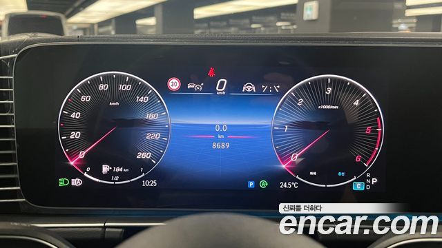 Mercedes-Benz GLE-Class 2026 — photo 8