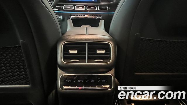 Mercedes-Benz GLE-Class 2026 — photo 15