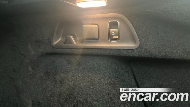 Mercedes-Benz GLE-Class 2026 — photo 19