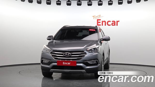 Hyundai Santafe 2017 — photo 3