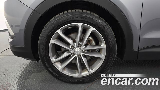 Hyundai Santafe 2017 — photo 5