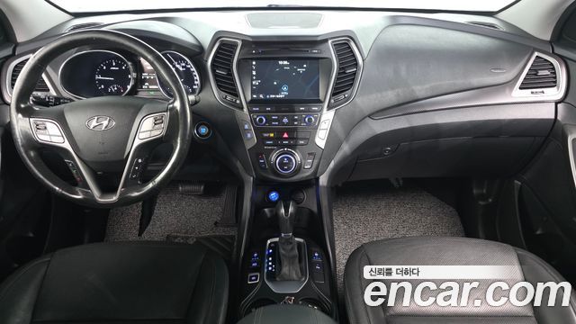 Hyundai Santafe 2017 — photo 10