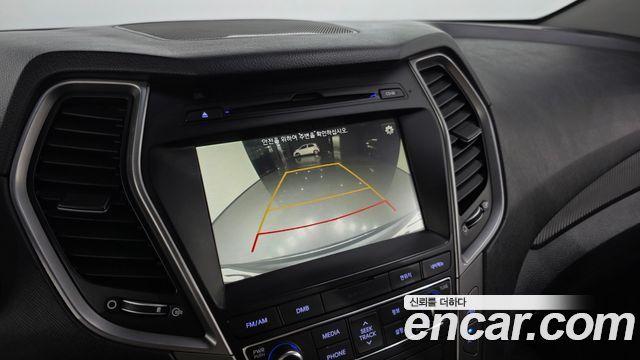 Hyundai Santafe 2017 — photo 22