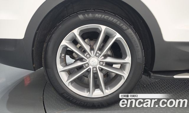 Hyundai Santafe 2018 — photo 5