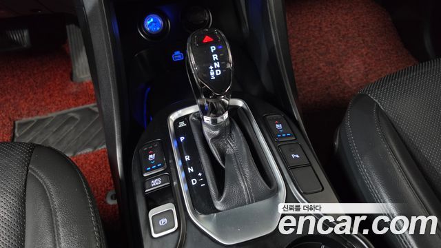 Hyundai Santafe 2018 — photo 12