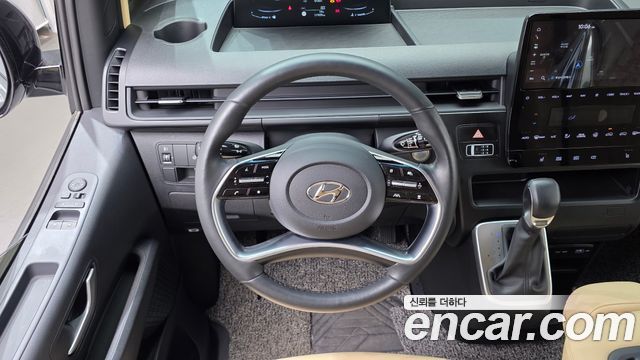 Hyundai Staria 2022 — photo 20