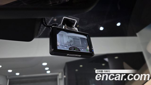 Hyundai Staria 2022 — photo 26