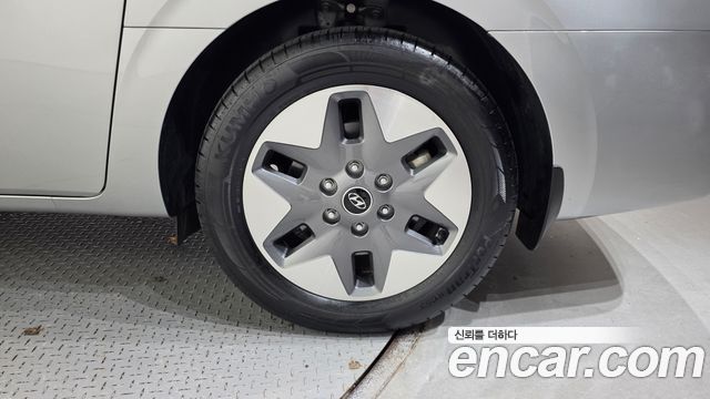Hyundai Staria 2022 — photo 7