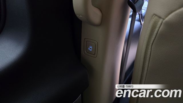 Hyundai Staria 2022 — photo 31