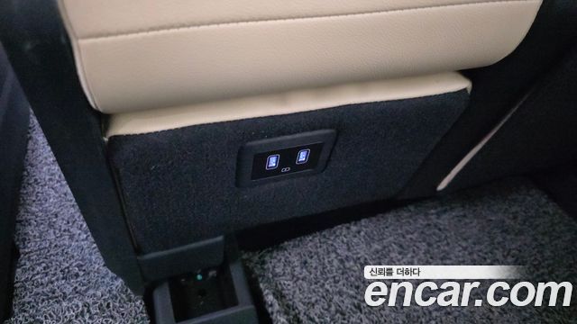 Hyundai Staria 2022 — photo 33