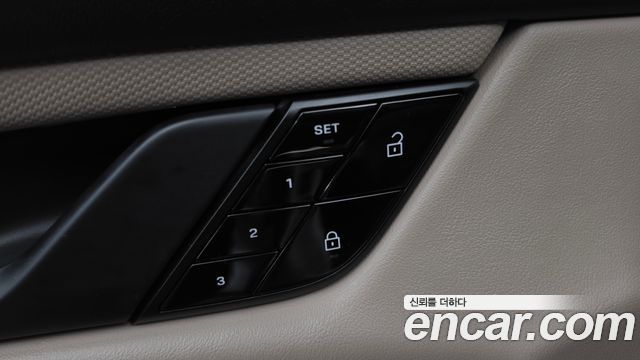 Porsche Taycan 2021 — photo 21