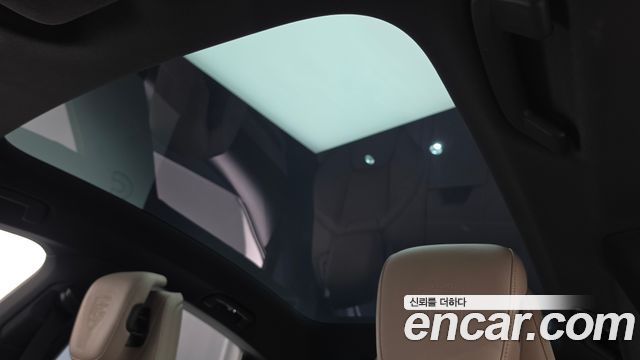 Porsche Taycan 2021 — photo 22