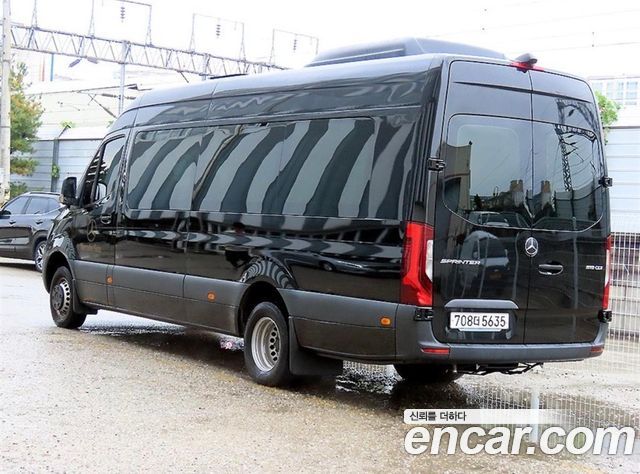 Mercedes-Benz Sprinter 2023 — photo 3