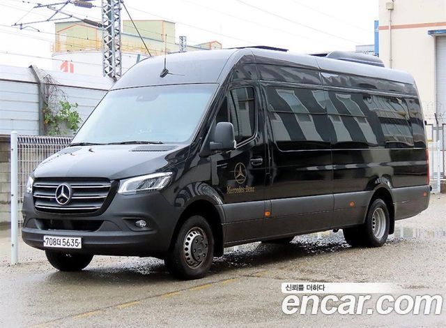 Mercedes-Benz Sprinter 2023 — photo 4
