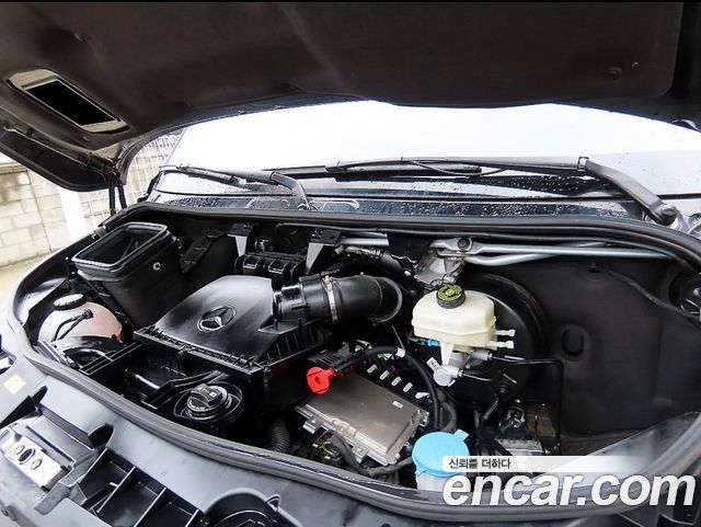 Mercedes-Benz Sprinter 2023 — photo 19