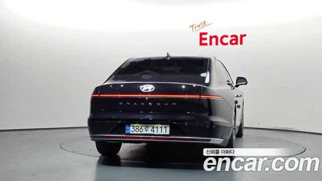 Hyundai Grandeur 2023 — photo 4