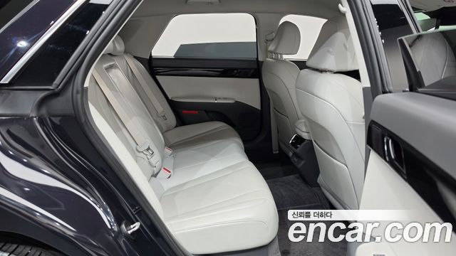 Hyundai Grandeur 2023 — photo 17