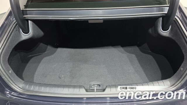 Hyundai Grandeur 2023 — photo 26