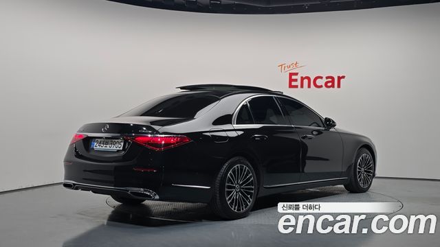 Mercedes-Benz S-Class 2024 — photo 2
