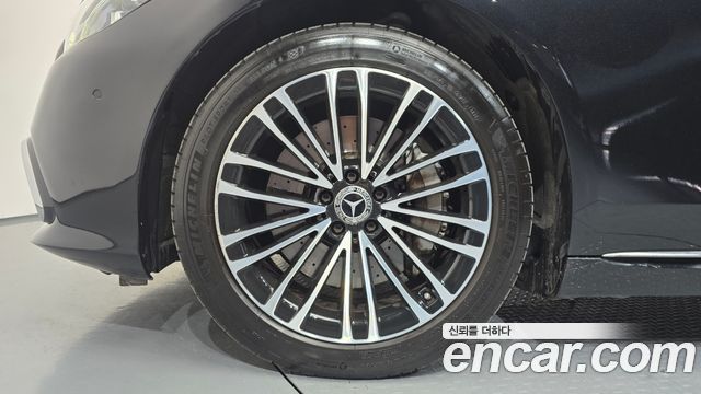 Mercedes-Benz S-Class 2024 — photo 5