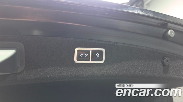 Genesis G80 2021 — photo 33