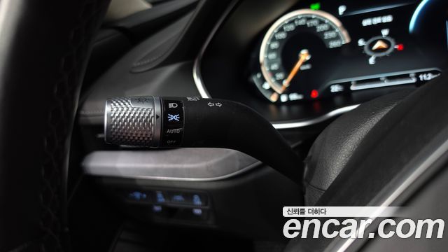 Genesis G80 2021 — photo 34