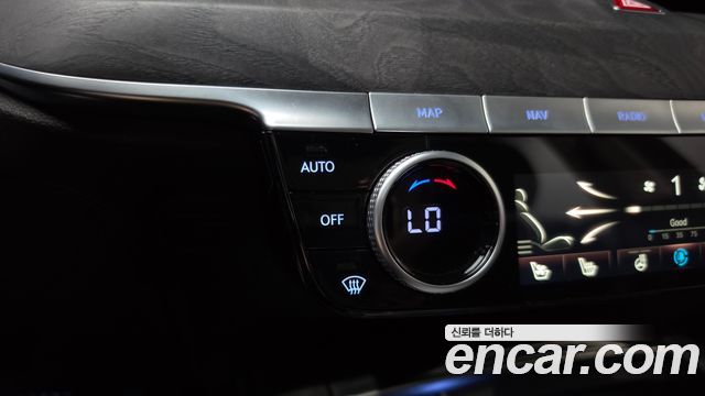 Genesis G80 2021 — photo 37