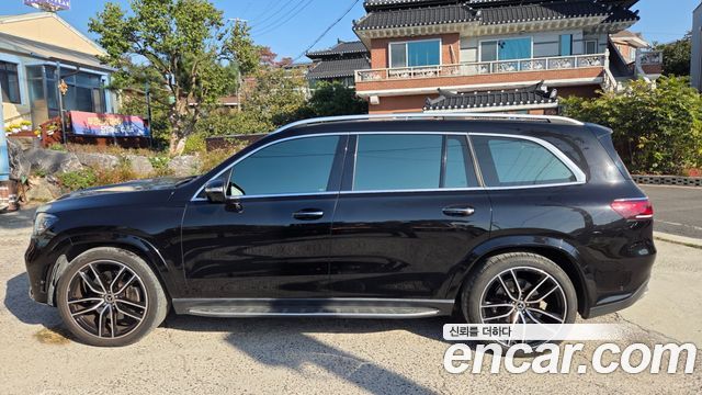 Mercedes-Benz GLS-Class 2023 — photo 2