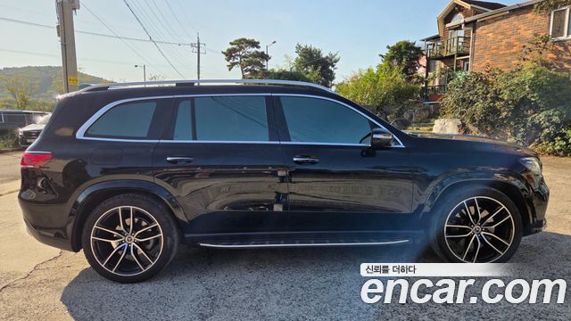 Mercedes-Benz GLS-Class 2023 — photo 3