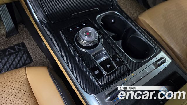 Kia Canival 2021 — photo 9