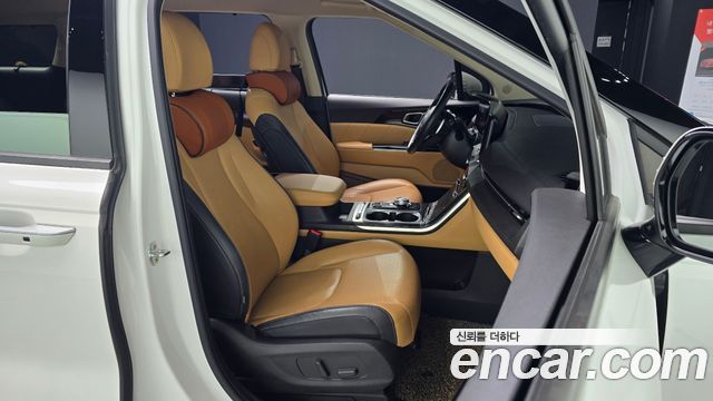 Kia Canival 2021 — photo 10