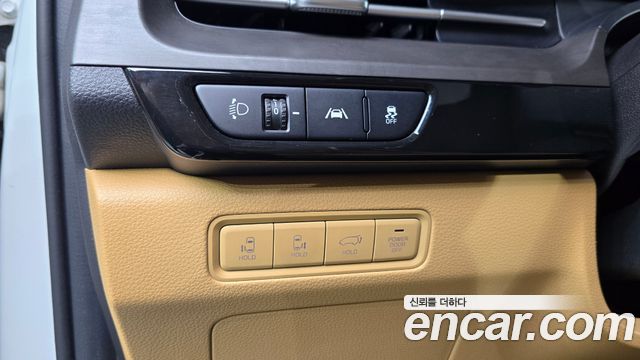 Kia Canival 2021 — photo 14