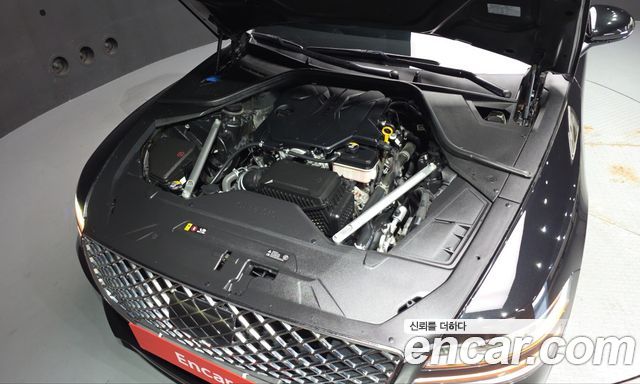 Genesis G80 2022 — photo 6